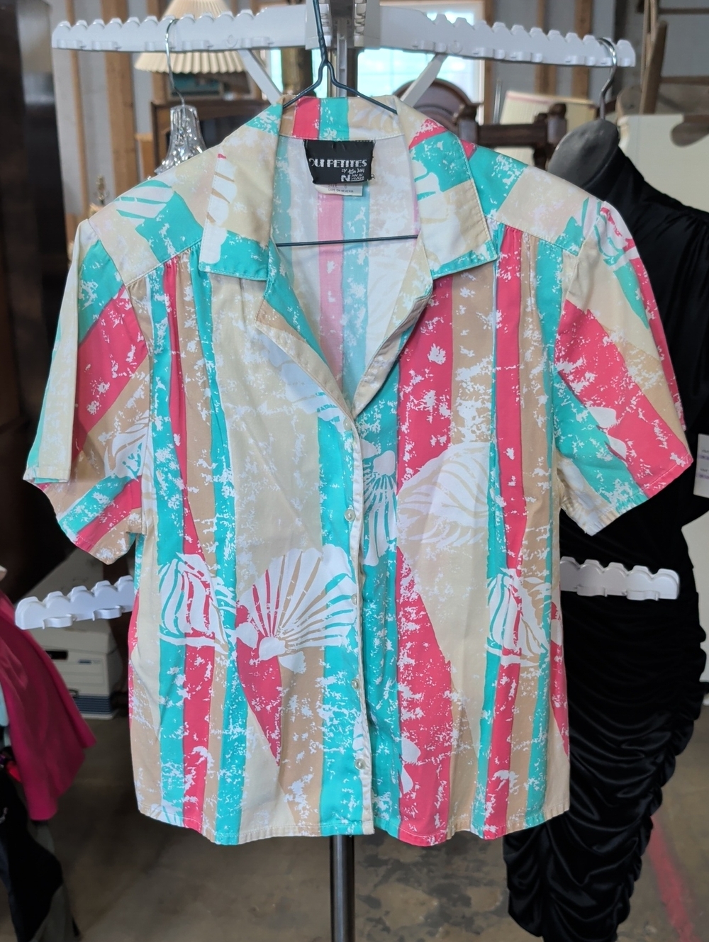 Vtg. OUI Petites Short-Sleeve Tropical Print Shirt in Teal, Coral, and Beige